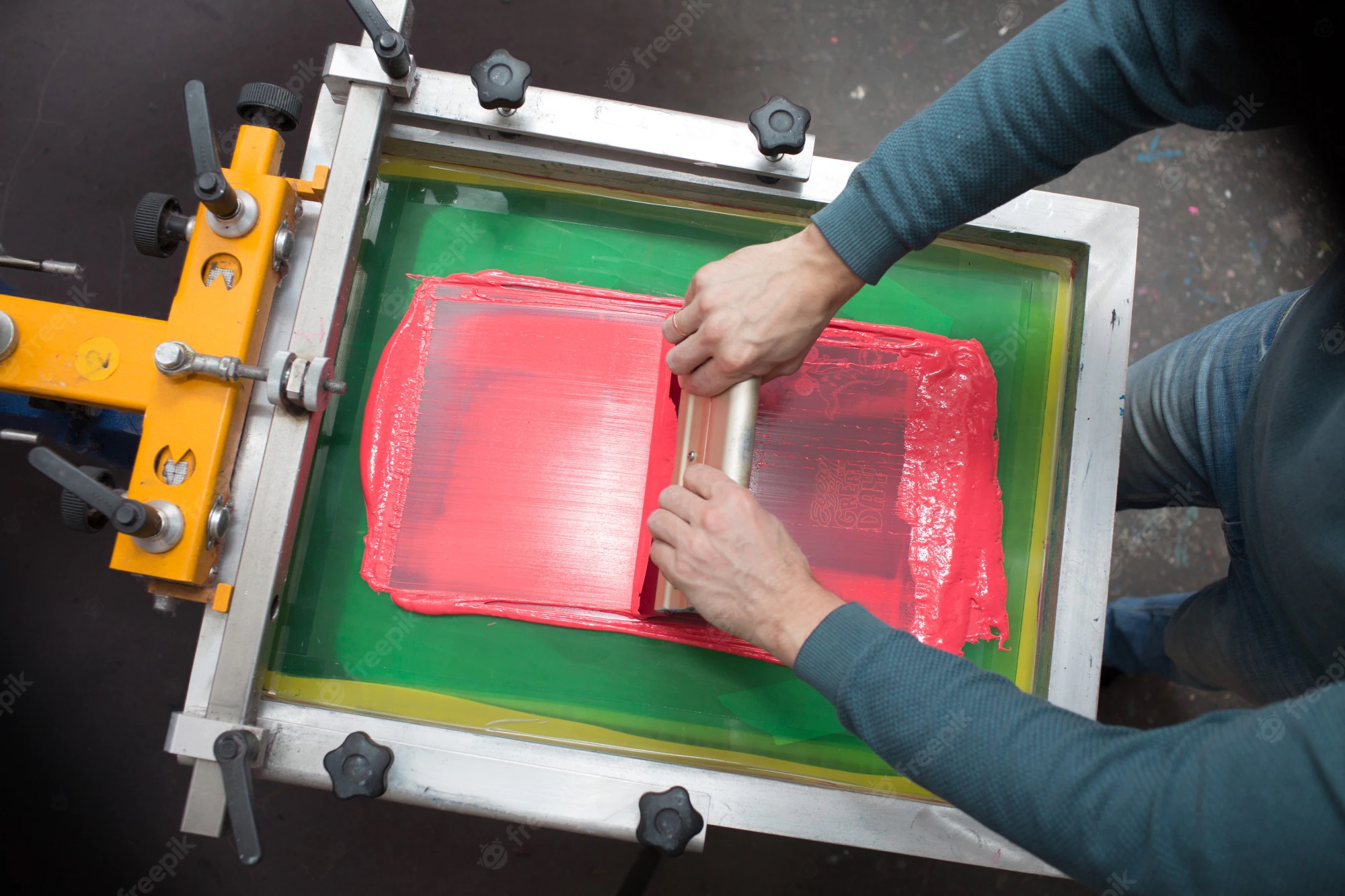 Screen printing vs digital printing comparison — Ultimate Swag